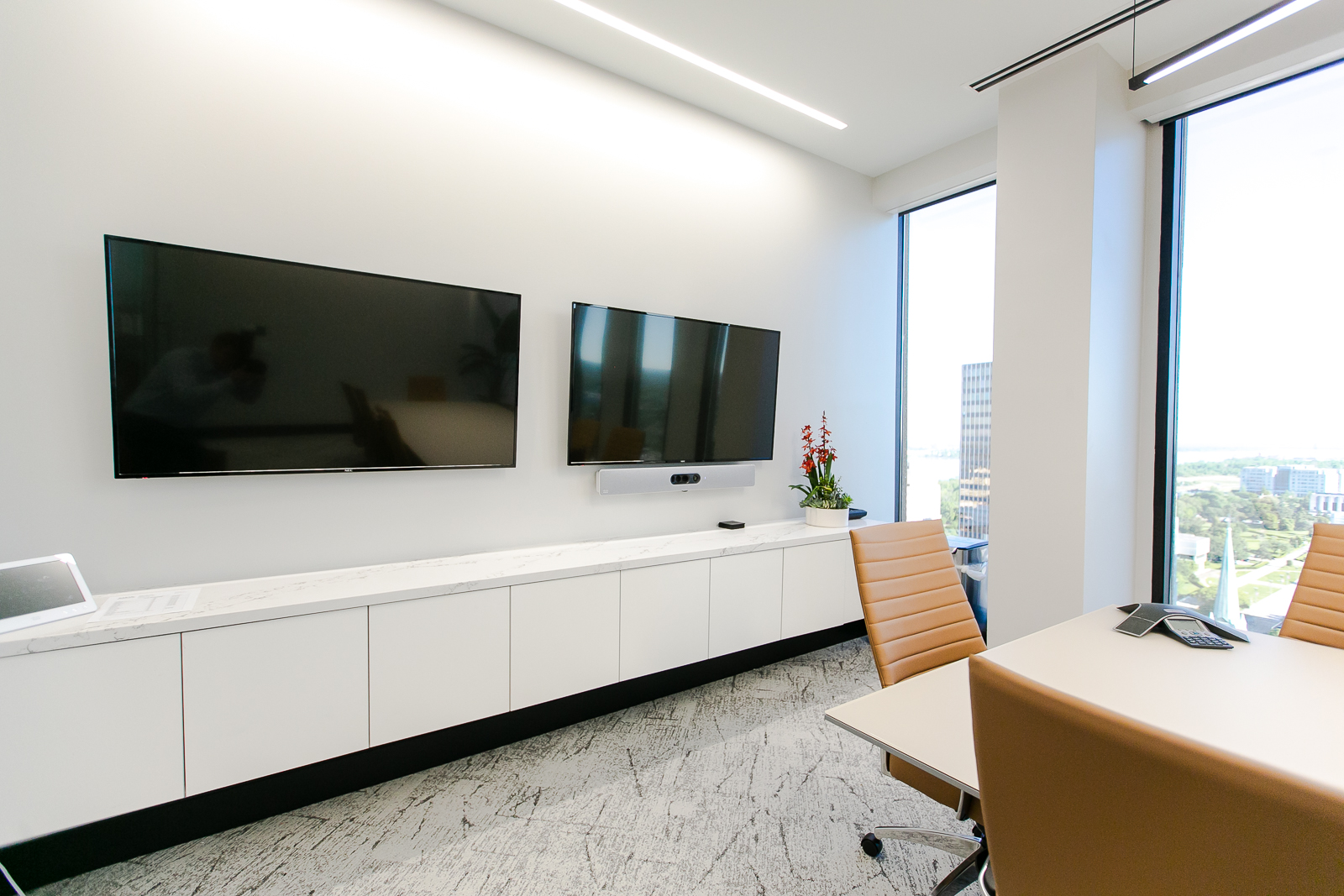 Baker Donelson, Benefits of Frameless Cabinets: Functionality Meets Style