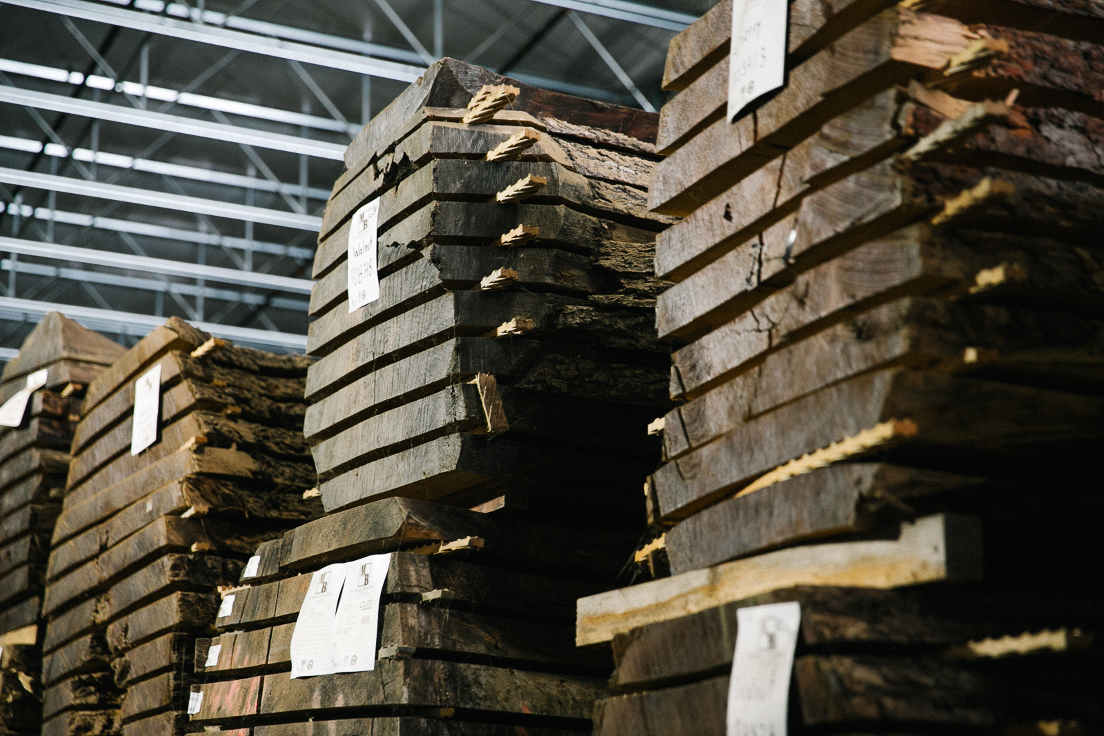 How A Log is Utilized for Custom Veneer
