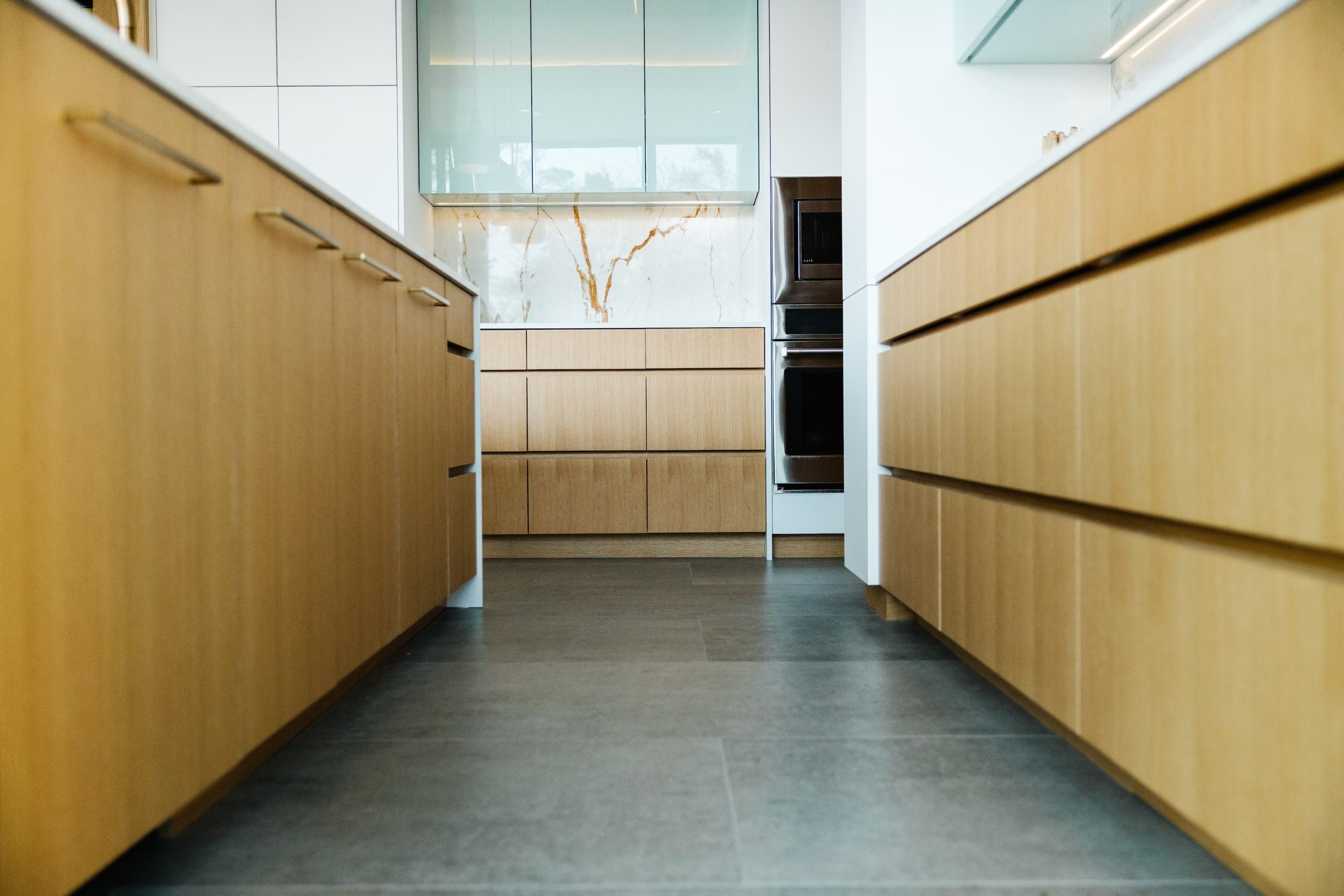 Inside Gator Millwork’s Custom Veneer Millwork Process 